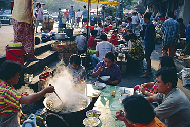 Street side restaurant, Bangkok, Thailand