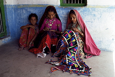 Tribal crafts of embroidery and applique, Kutch district, Gujarat state, India, Asia