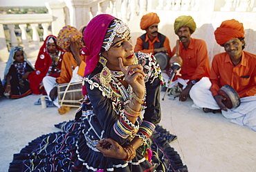 Traditional Kalbalia Dance Troupe, Rajasthan, India