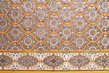 Detail of the fine mirror and plaster work found in the Sheesh Mahal (mirrored hall), The City Palace, Jaipur, Rajasthan state, India, Asia