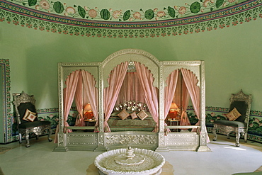 Bedroom, the Shiv Niwas Palace Hotel, Udaipur, Rajasthan state, India, Asia