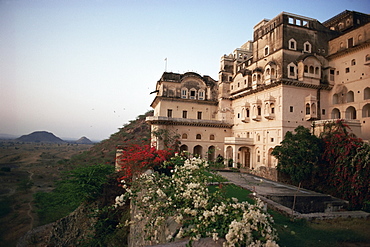 Exterior view, Neemrana Fort Palace Hotel, Neemrana, Rajasthan state, India, Asia