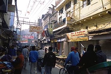 Street in Old Delhi, close to the Jama Masjid mosque, Delhi, India, Asia