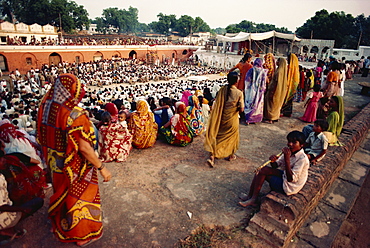 People and one of the stage sets, Ramlilla, the stage play of the Hindu epic the Ramayana, Varanasi, Uttar Pradesh state, India, Asia