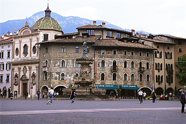 Case Cazuffi-Rella, in Piazza Duomo, Trento, Trentino, Italy, Europe