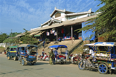 Central Market, Luang Prabang, Laos, Indochina, Southeast Asia, Asia