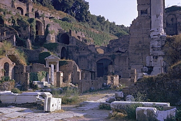 Ruins of Pompeii, destroyed in volcanic eruption of AD 79, Pompeii, UNESCO World Heritage site, Campania, Italy, Europe