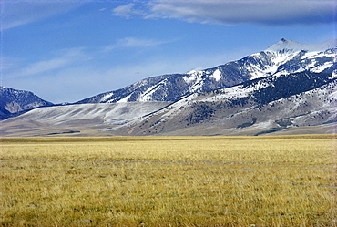 Continental divide near Butte, Montana, United States of America (U.S.A.), North America