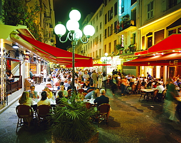 Open air cafes and restaurants, Nice, Cote d'Azure, Provence, France, Europe