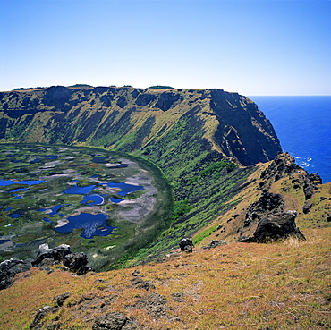 View east along crater rim from Orongo ceremonial village of the Rano Kau crater, Easter Island, Chile, Pacific, South America