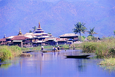 Floating gardens and village, Inle Lake, Shan State, Myanmar (Burma), Asia