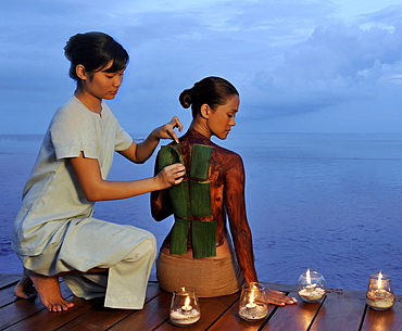 Chocolate body mask at the spa at Eskaya Beach Resort and Spa in Bohol, Philippines, Southeast Asia, Asia