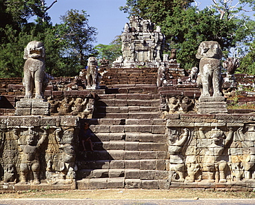 Elephant Terrace of Royal Palace, Angkor Thom, Angkor, UNESCO World Heritage Site, Cambodia, Indochina, Southeast Asia, Asia