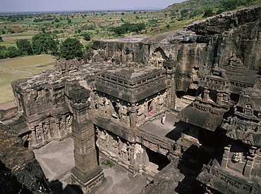 The Kailasanatha Temple, dating from the 8th century, at Ellora, UNESCO World Heritage Site, Maharashtra, India, Asia