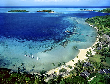 Beach view on Bora Bora, Society Islands, French Polynesia, South Pacific, Pacific