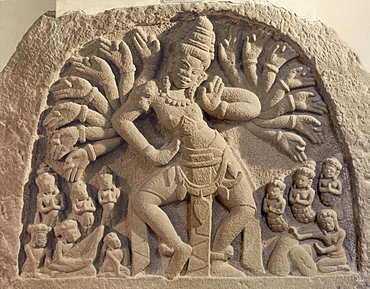 Dancing 16-armed Shiva, Cham art from the 10th century, Cham Museum, Da Nang, Vietnam, Indochina, Southeast Asia, Asia