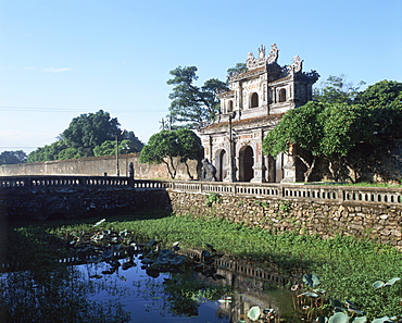 The Gate of Humanity (East Gate), The Citadel at Hue, UNESCO World Heritage Site, Vietnam, Indochina, Southeast Asia, Asia