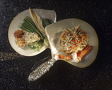 Thai style noodles (Quittieaw Pat Thai), rice noodles with shrimps, peanuts, lime and, chilli, a popular Thai dish, Thailand, Southeast Asia, Asia