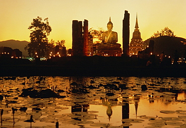 Loy Kratong, Sukhothai, UNESCO World Heritage Site, Thailand, Asia