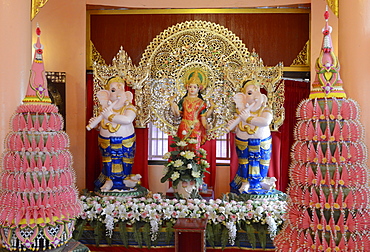 Lakshmi shrine, Wat Doi Wao, Mae Sai, Thailand, Southeast Asia, Asia 