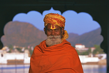 Portrait of a holy man at the annual Hindu pilgrimage to holy Pushkar Lake, Pushkar, Rajasthan State, India, Asia