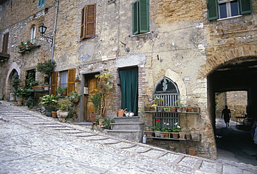 Street scene, Montefalco, Umbria, Italy, Europe