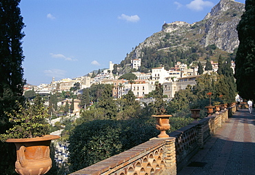 Taormina from the public gardens, island of Sicily, Italy, Mediterranean, Europe