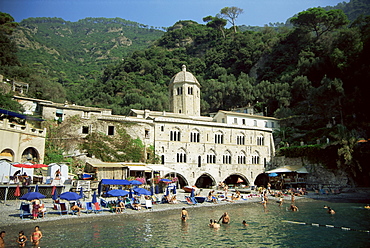 San Fruttuoso, accessed by foot or boat only, Italian Riviera, Liguria, Italy, Europe