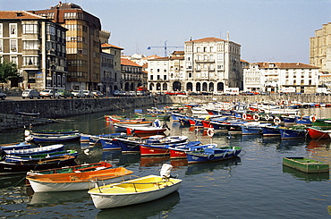 Harbour, Castro-Urdiales, Cantabria, Spain, Europe