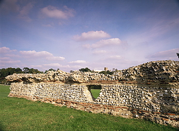 Wall, remains of Roman town of Verulamium, St. Albans, Hertfordshire, England, United Kingdom, Europe