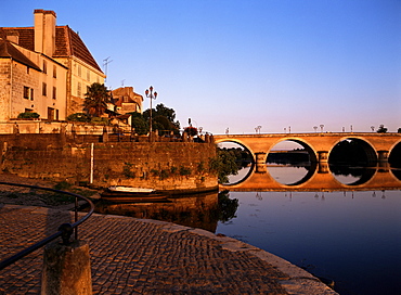 River Dordogne at Bergerac, Dordogne, Aquitaine, France, Europe