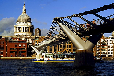 The Millennium Bridge across the River Thames, with St. Paul's Cathedral beyond, London, England, United Kingdom, Europe