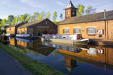 British Waterways workshops, the Grand Union Canal, Bulbourne, the Chilterns, Buckinghamshire, England, United Kingdom, Europe