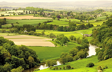 The River Wye and Wye Valley from Symonds Yat rocks, Herefordshire, England, United Kingdom, Europe