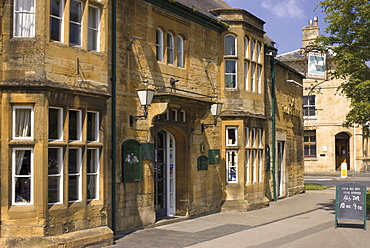 Market Square, Moreton in the Marsh, Gloucestershire, Cotswolds, England, United Kingdom, Europe