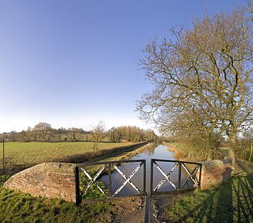 The Stratford upon Avon canal, Preston Bagot, Warwickshire, England, United Kingdom, Europe