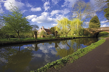 Kingswood junction, Stratford-upon-Avon Canal, Lapworth, Warwickshire, England, United Kingdom, Europe