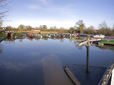 Lapworth flight of locks, Stratford-upon-Avon Canal, Warwickshire, England, United Kingdom, Europe