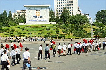 Large picture of Great Lerader and car-less people walking, Pyongyang, North Korea, Asia