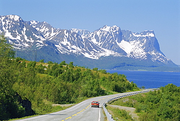 E6 coast highway, Kvaenangen Fjord, Finnmark, Norway, Scandinavia, Europe