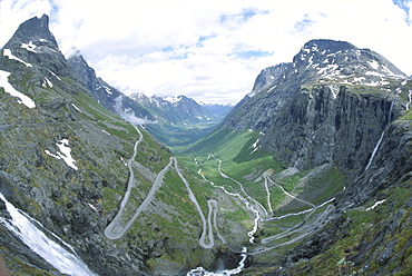 Route from Andalsnes to Geiranger, Trollstigen Road, Western Fiordlands, Norway, Scandinavia, Europe