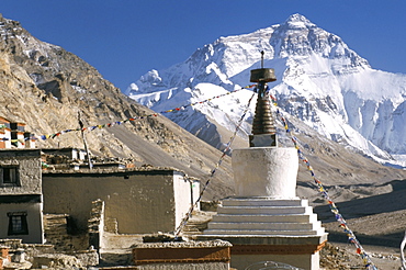 North side of Mount Everest (Chomolungma), from Rongbuk monastery, Himalayas, Tibet, China, Asia