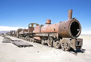 Cementerio de Trenes, steam engine relics in desert, Uyuni, Southwest Highlands, Bolivia, South America