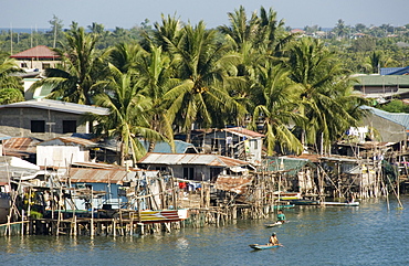 Fishermen's stilt houses in wetlands at south end of Lingayen Gulf, near Dagupan, northwest Luzon, Philippines, Southeast Asia, Asia