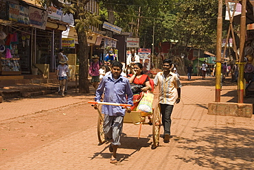 The road-less hill resort of Matheran on a plateau in the Western Ghats, Matheran, Maharashtra, India, Asia