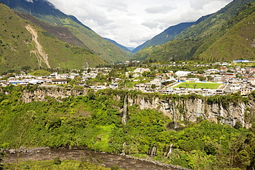 Central highlands, town of Banos, built on a lava terrace, Ecuador, South America