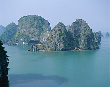 Halong Bay, Vietnam, Indochina, Southeast Asia, Asia