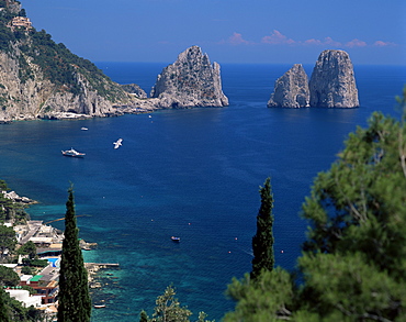 Faraglioni Rocks, Capri, Campania, Italy, Mediterranean, Europe