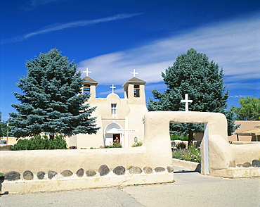 Exterior of San Francisco de Asis Christian church, Taos, New Mexico, United States of America (USA), North America