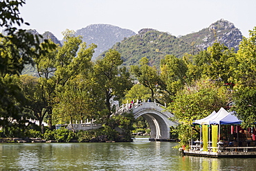 Banyan Lake, Guilin, Guangxi, China, Asia 